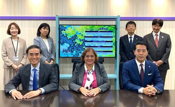 20251007 IESBA議長来日　集合写真.jpg