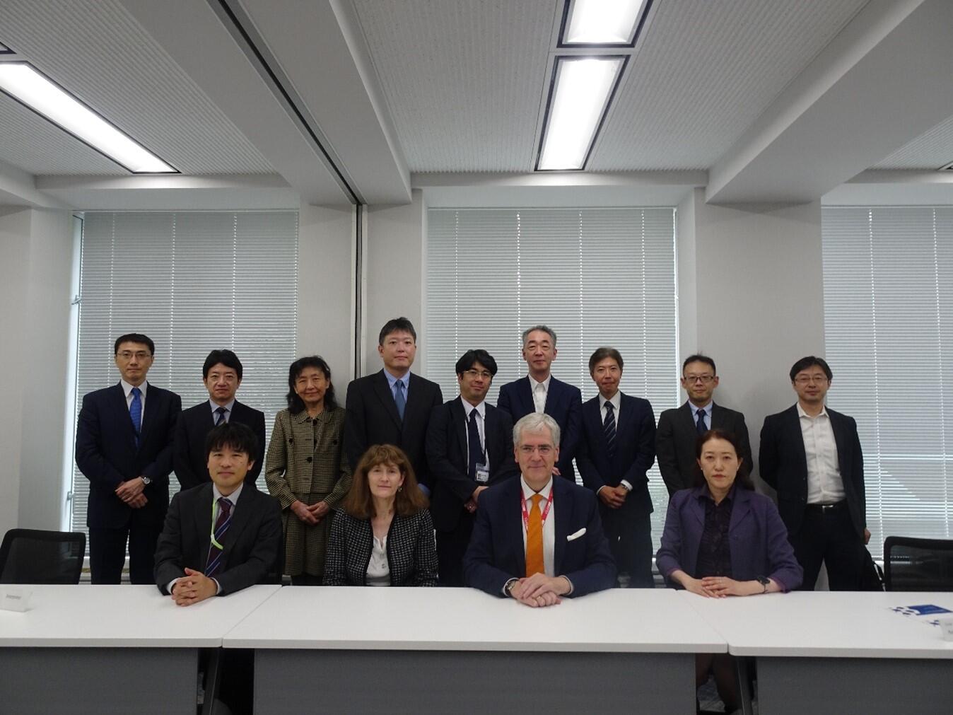 IASBバーコウ議長、鈴木理事らと日本公認会計士協会関係者による意見交換の実施.jpg